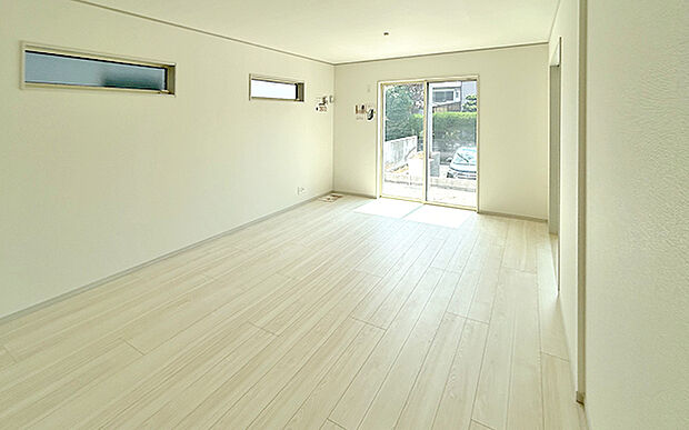 現地写真:LDK(1号棟)