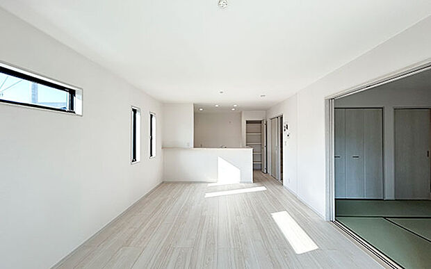 現地写真：LDK（1号棟）