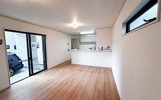 現地写真：LDK（1号棟）