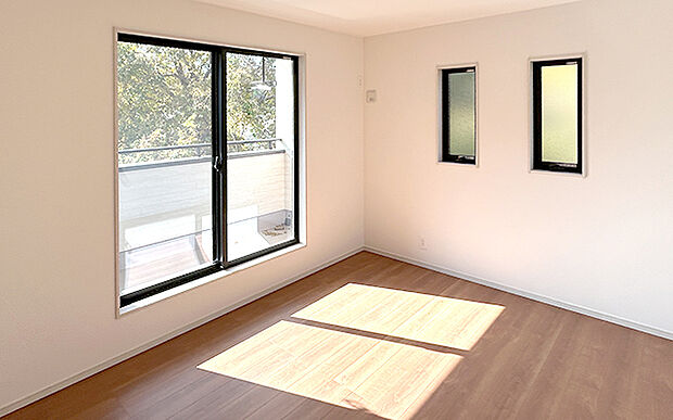 現地写真：主寝室（1号棟）