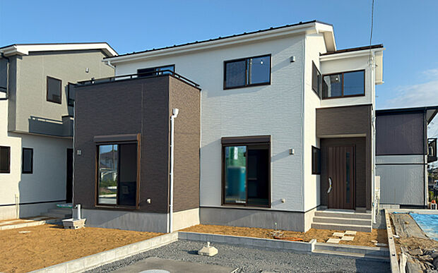 現地写真：外観（モデルハウス）