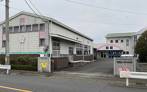 神保原幼稚園（約1,500m）