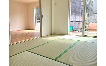 現地写真:洋室畳敷き(5号棟)