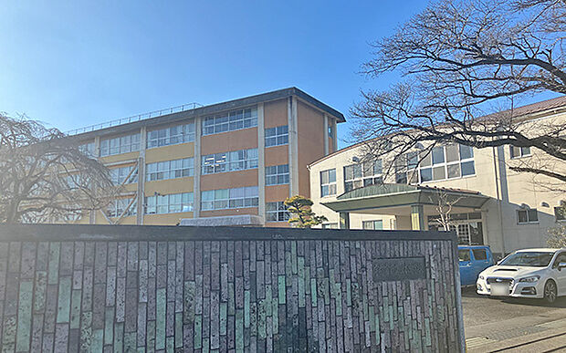 市立国本中学校（約2,800m）