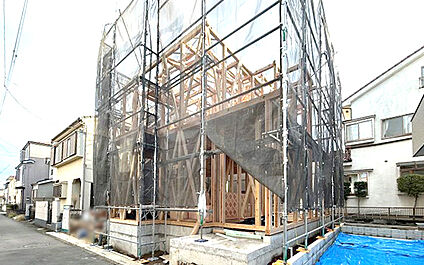 現地写真：建築中（2号棟）