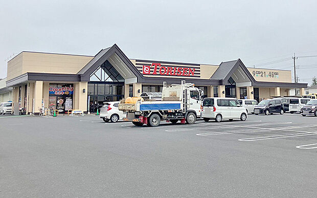 とりせん 美しが丘店（約2,560m）