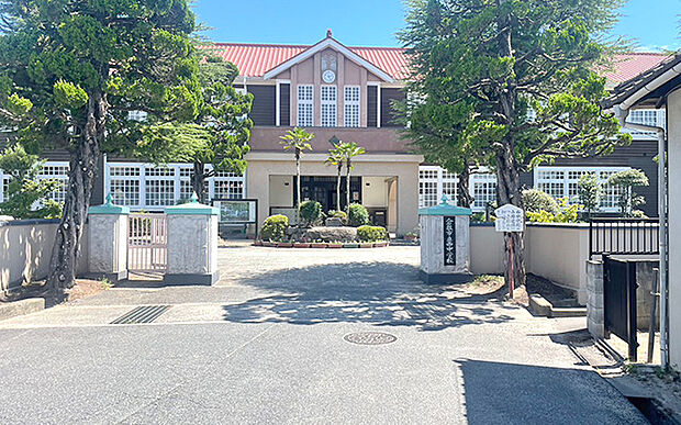 倉敷市立西中学校(約1,130m)