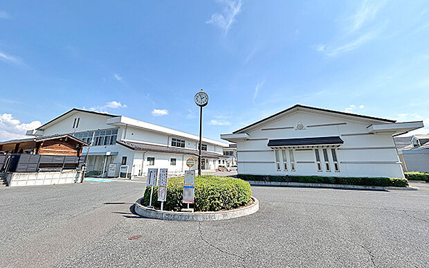 市立更埴西中学校（約1,660m）