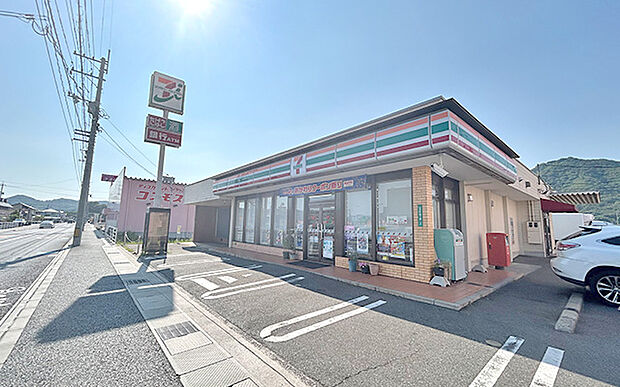 セブンイレブン(約430m)