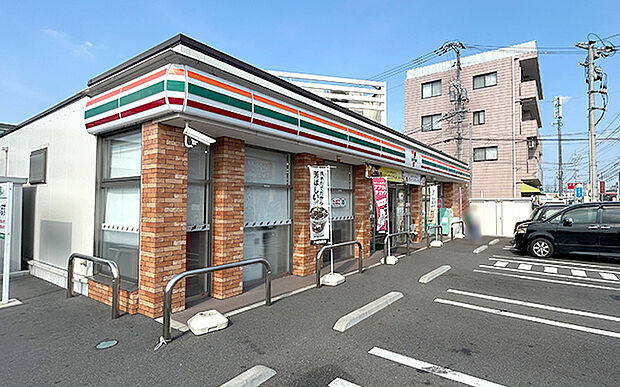 セブンイレブン岡山可知5丁目店（約460m）