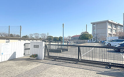 横須賀市立大矢部小学校 1220m