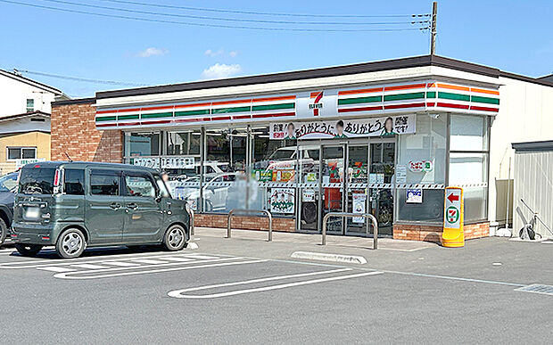 セブンイレブン飯能中居店(約250m)