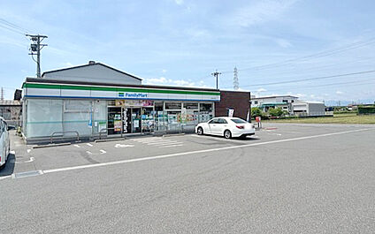 ファミリーマート大垣坂下町店 870m