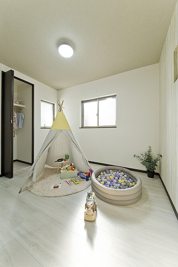 【【選べる室内デザイン】】お子様のお部屋は明るく、可愛い印象にしたい！少しモダンな空間にしたい等、お客様、お子様のお好みに合わせ、内装イメージも変更可能です。（施工例）