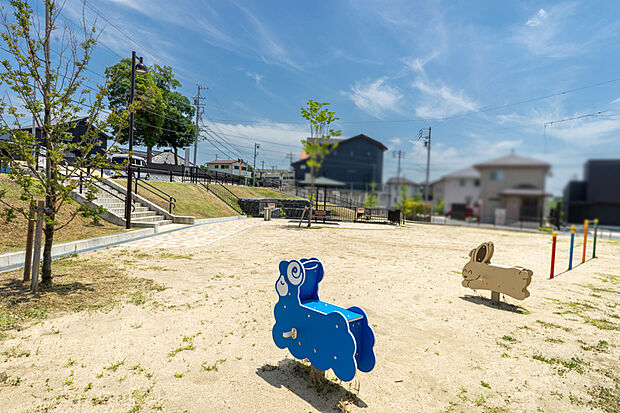 寺部水辺夢公園（約30m）