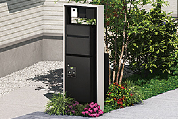 【【宅配ボックス付き機能門柱】】宅配ボックス、ポスト、TVホンが一体となったスタイリッシュかつ機能的な門柱を採用。外出時はもちろん、家事で手が離せない時も荷物を受け取れます。※画像はイメージです。