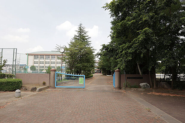 西中学校/徒歩14分