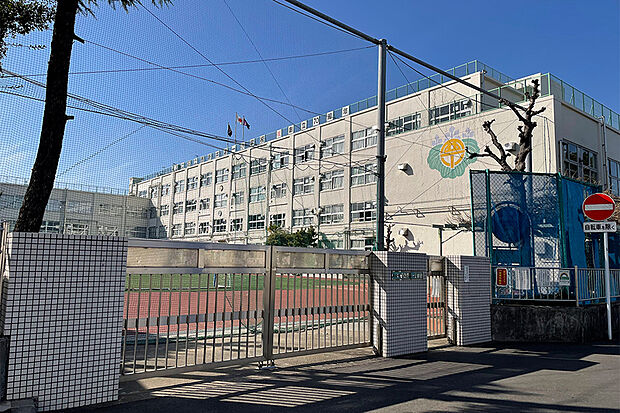 西新井第一小学校/徒歩6分