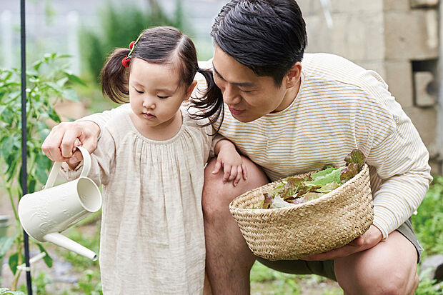 【【ポタジェ】】家庭菜園スペース「ポタジェ」をご用意。家族で植物や野菜を育てることで、育てる、収穫する、食べる、という食のサイクルを体験しながら学べる知識の場になります。※画像はイメージです。