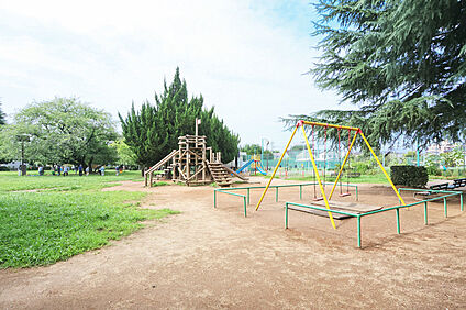 東越谷第二公園（現地より徒歩5分） 約340m