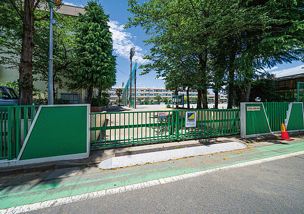 【柳崎小学校】