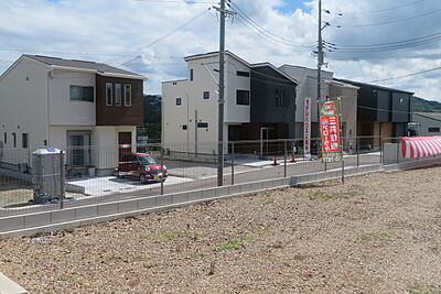 アローラタウン千代田6期の土地 売地 90 90m2 105 07m2 所有権 14万円 10万円