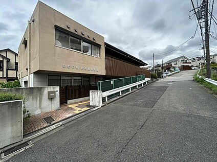 北寺尾保育園 688m