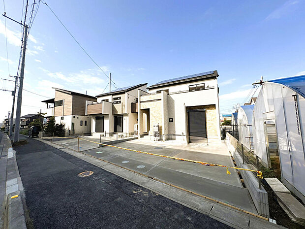 外観　敷地面積43坪～！駐車スペース並列2台あり！主寝室可変型プラン採用！！