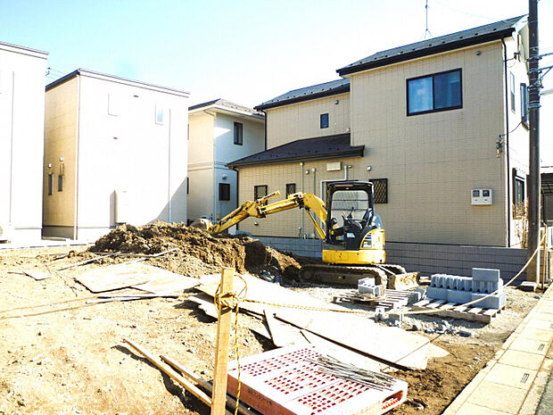 外観　敷地面積44坪！駐車スペース並列2台あり！主寝室可変型プラン採用！！