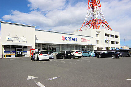 クリエイトS・D小田原萩窪店 385m