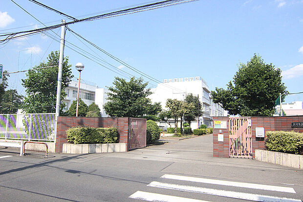 市立立川第二中学校（約777m）