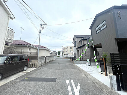 【外観写真】LDKは約17帖超の広さに折上天井を採用。開放感