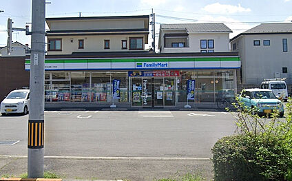 ファミリーマート 川越小仙波町二丁目店 713m