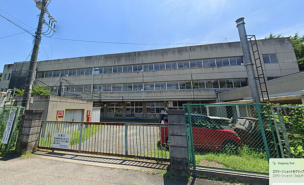 黒浜北小学校（約1,300m）