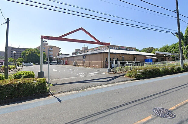 エコスTAIRAYA川鶴店（約632m）