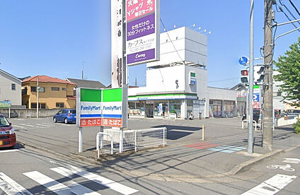 ファミリーマート坂戸千代田一丁目店 601m