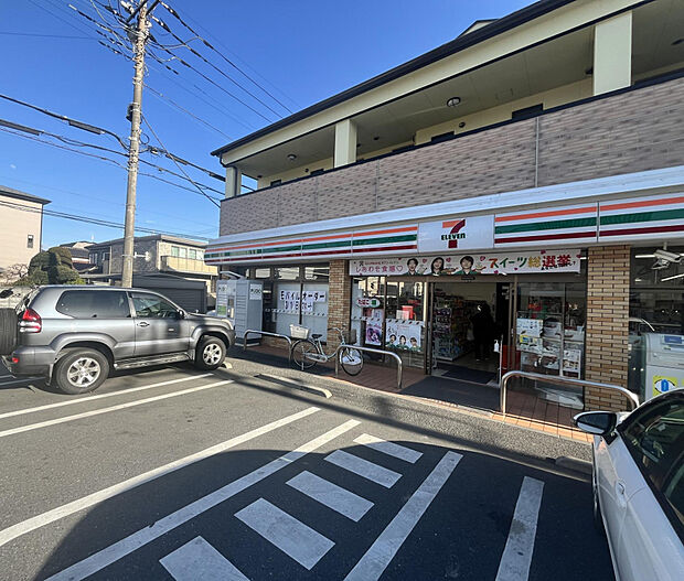 セブンイレブン浦和領家店（約321m）