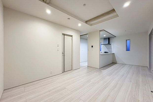 5号棟:リビング（16.5帖）　