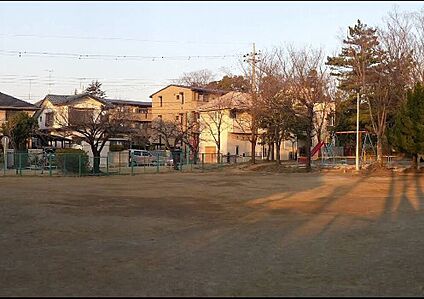 みつわ台1丁目公園 60ｍ(徒歩1分)