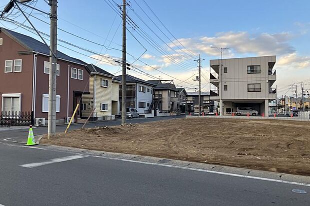 土地No.3（撮影_2026年1月）大通りまでスムーズに出られる好立地です。