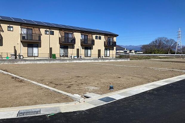 No.3_土地（撮影_2024年3月）敷地南西より撮影。土地面積202.06m2（61.12坪）