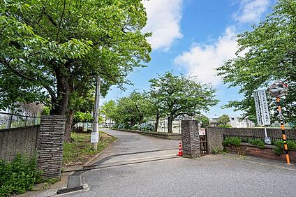 千葉市立葛城中学校 約280～320m(徒歩4分)
