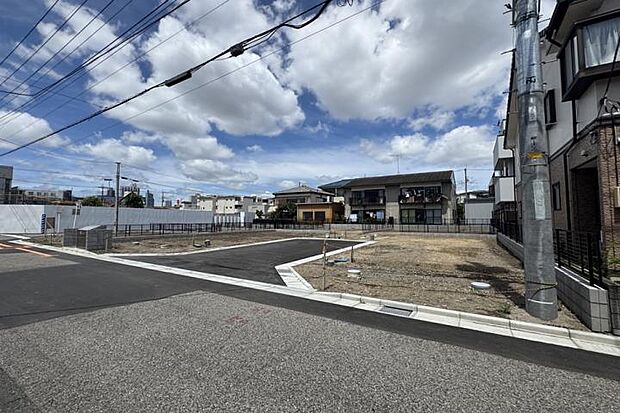 【土地全景2（撮影_2025年7月）】インフラ整備済みですので、安心して理想のプランをご計画いただけます！※販売済区画を含む場合がございます。最新の販売状況は区画図等をご参照下さい。