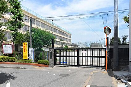 にしみたか学園三鷹市立井口小学校 970m(13分)