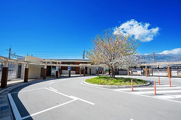 JR中央本線「塩崎」駅(約1,500m・徒歩19分)