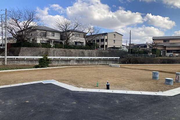 【No.5_土地(撮影2026年2月)】東側からの日当たりが見込めます。