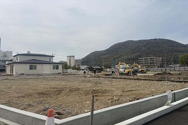 【分譲地全景4（撮影_2026年4月）】造成工事中です。※販売済区画を含む場合がございます。