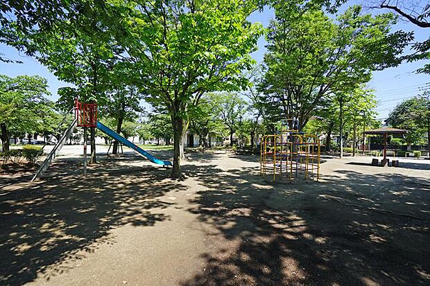 新松戸南公園(約280m・徒歩4分)