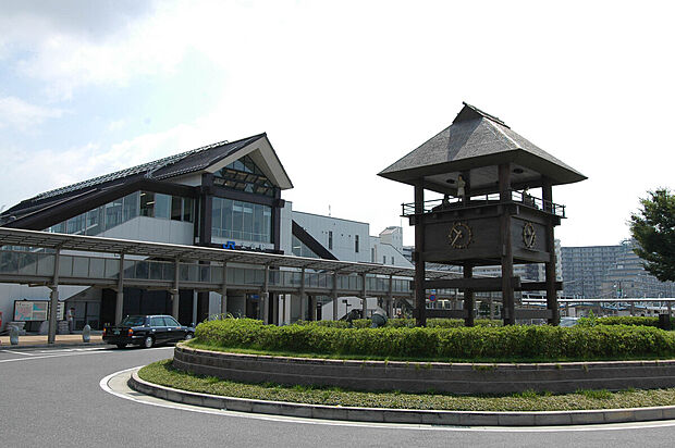 【JR山陽本線「土山」駅まで徒歩約9分(約650m)】各方面A快速、快速列車停車駅です。神戸方面、下関方面へアクセス可能です。駅周辺に駐輪場があり、自転車でも行き来することができます。