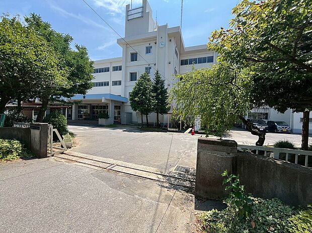 柏市立柏第五中学校（約926m）